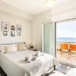 Daire Sunset Serenity - Seaside Getaway Kardamyli
