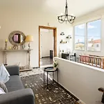 Daire Sunset Serenity - Seaside Getaway