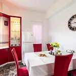 Sunset Serenity - Seaside Getaway Daire
