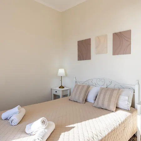 Apartment Sunset Serenity - Seaside Getaway Kardamyli