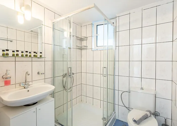 Апартаменты Sunset Serenity - Seaside Getaway *