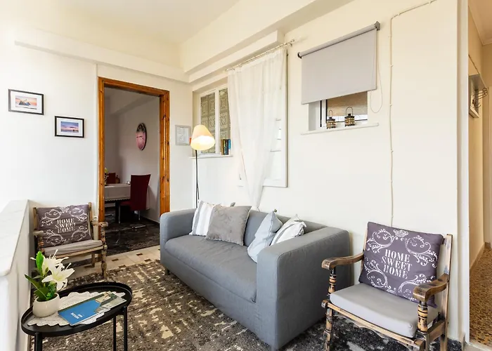 Sunset Serenity - Seaside Getaway