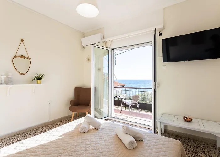 Апартаменты Sunset Serenity - Seaside Getaway Кардамили